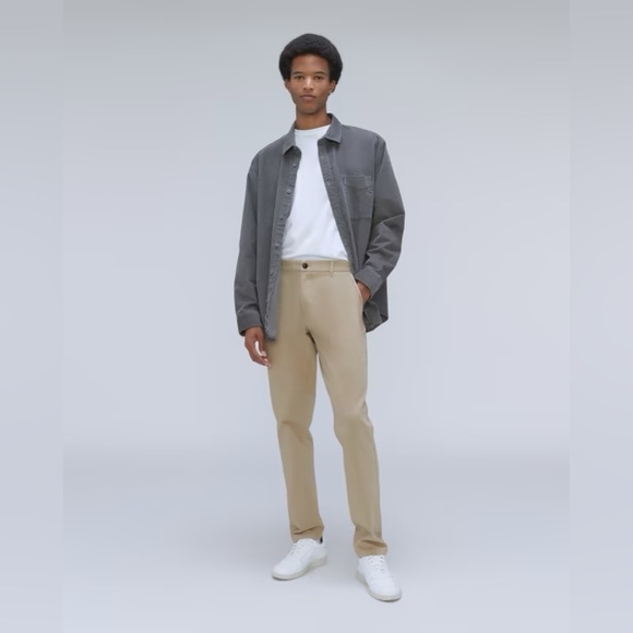 Everlane The Performance Chino | Uniform Slim Fit - Picture 5 of 16